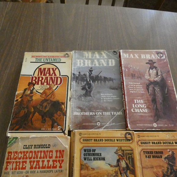 Lot Of 9 Vintage Western Paperbacks Dana Fuller Ross Max Brand & More - Picture 2 of 8